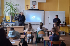 4-8-bezpieczne-ferie7