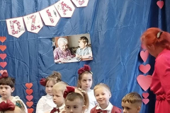 dzien-babci-i-dziadka-Jezyki3