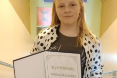 Kornelia-i-dyplom